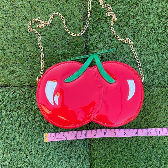 Cherry Purse 🍒 - Picture 12 of 15